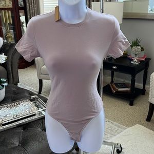 Skims T-shirt bodysuit